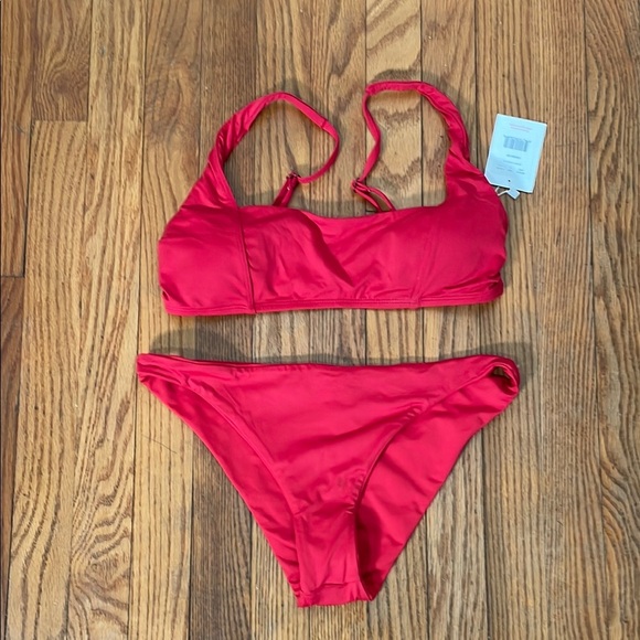 Andie Bikini Set Havana Top Cheeky Bottom Cherry Red Size M NWT - Picture 2 of 14